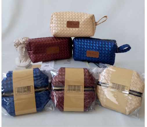 [NOT FOR SALE] The Raw. Anyaman Pouch